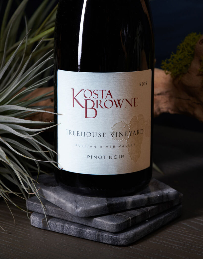 2019 El Diablo, Russian River Valley, Chardonnay - Prestigious California winery – dedicated to crafting world-class Pinot Noir and Chardonnay – celebrated for its artistry, precision, and bold flavors.